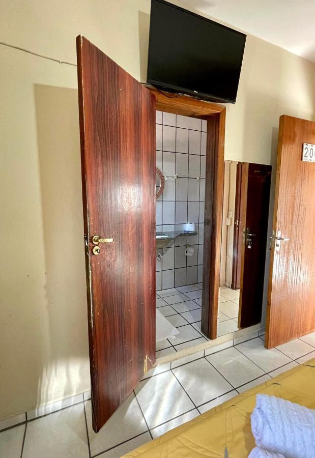 Pousada Riosmar Balneario Camboriu Bagian luar foto